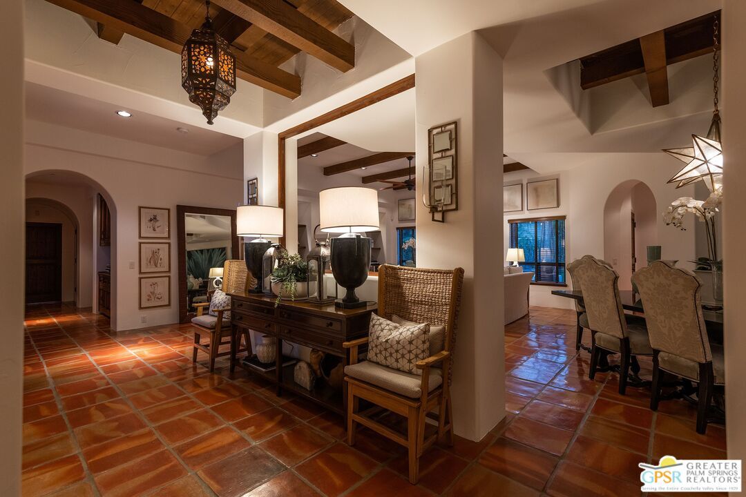 Dining room, Interior, Pendant Lights, Recessed Lighting, Wooden Beams