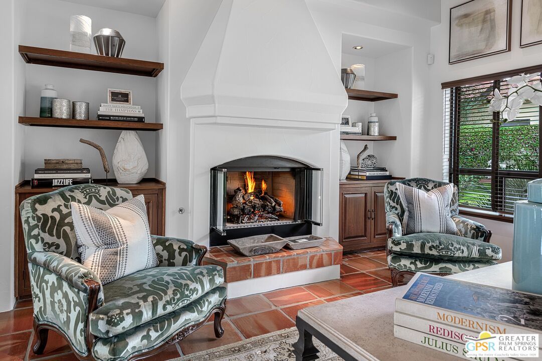 Fireplace, Interior