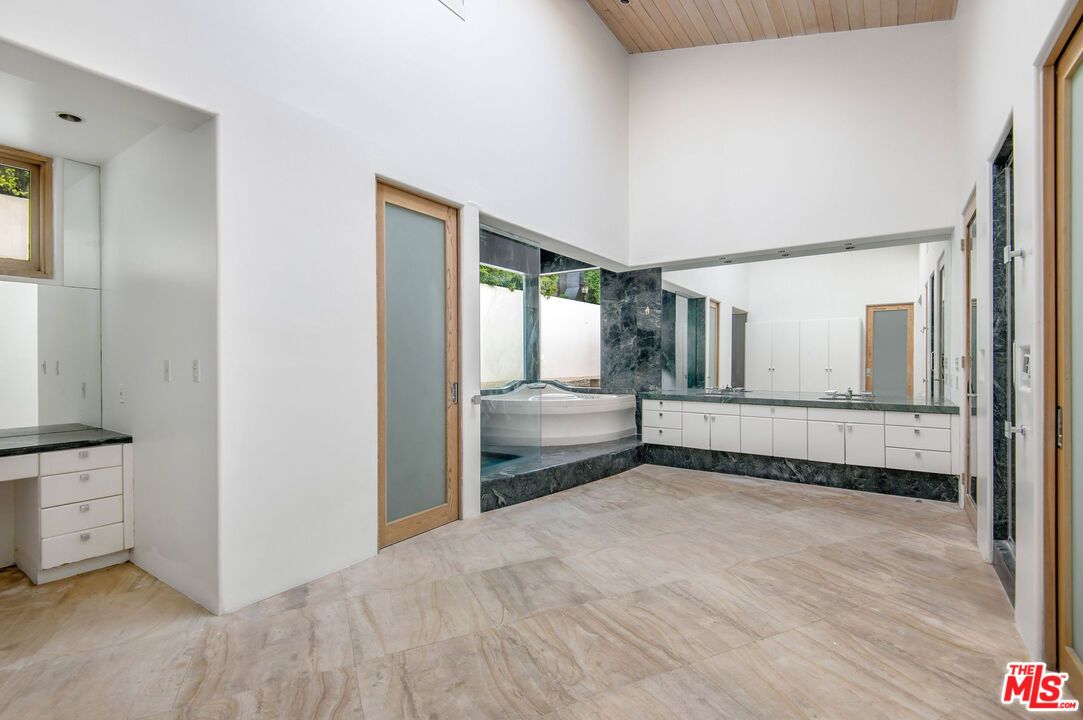Bathroom, Interior, Wooden Ceilings