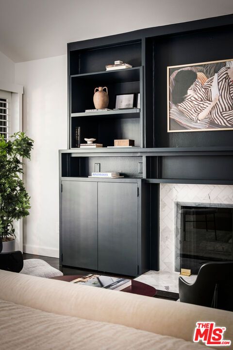 Fireplace, Interior