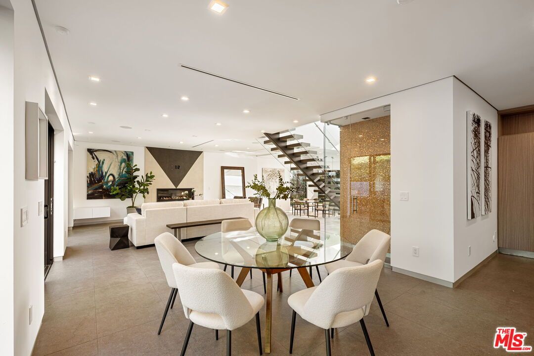 Dining room, Interior, Living room, Recessed Lighting