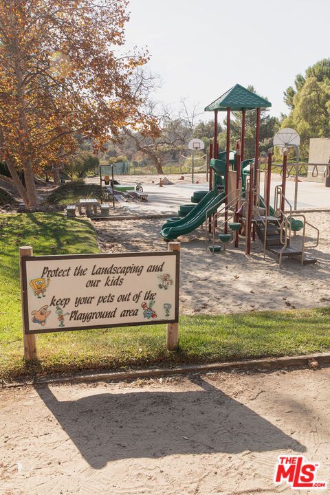 Backyard, Exterior, Playground