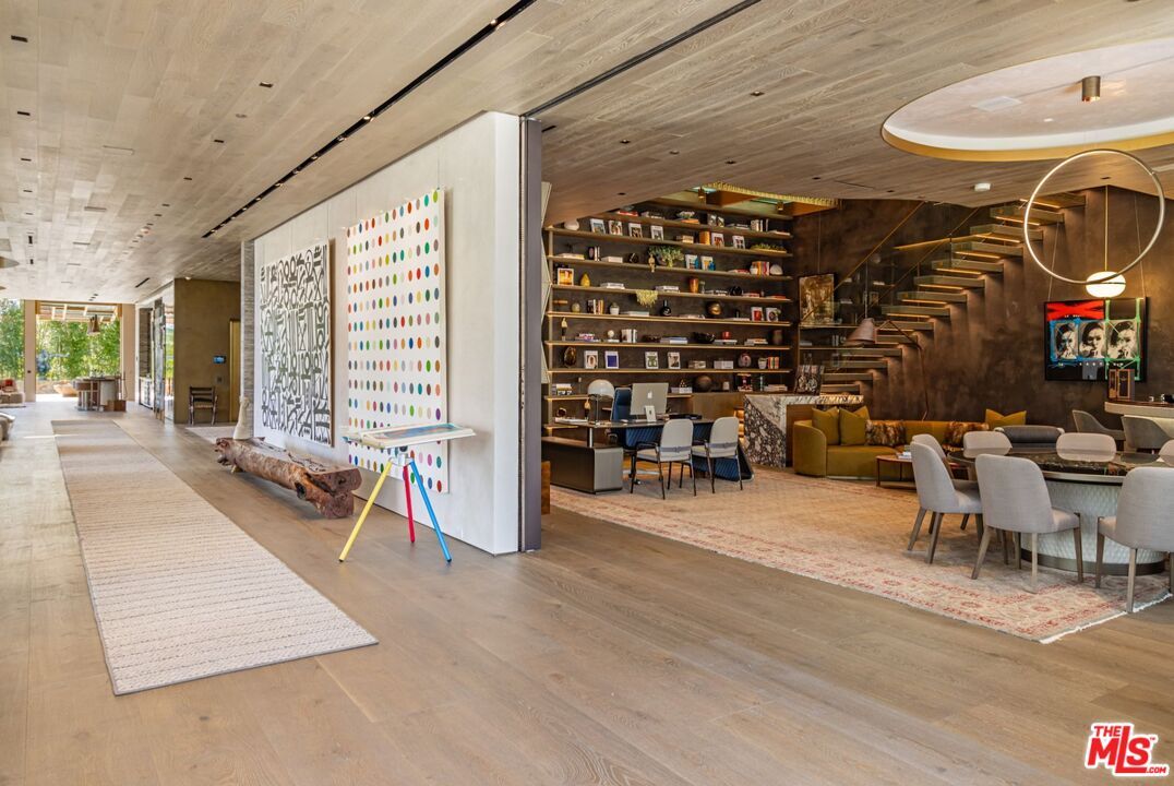 Dining room, Interior, Living room, Pendant Lights, Recessed Lighting, Wooden Ceilings, Wood Texture Flooring