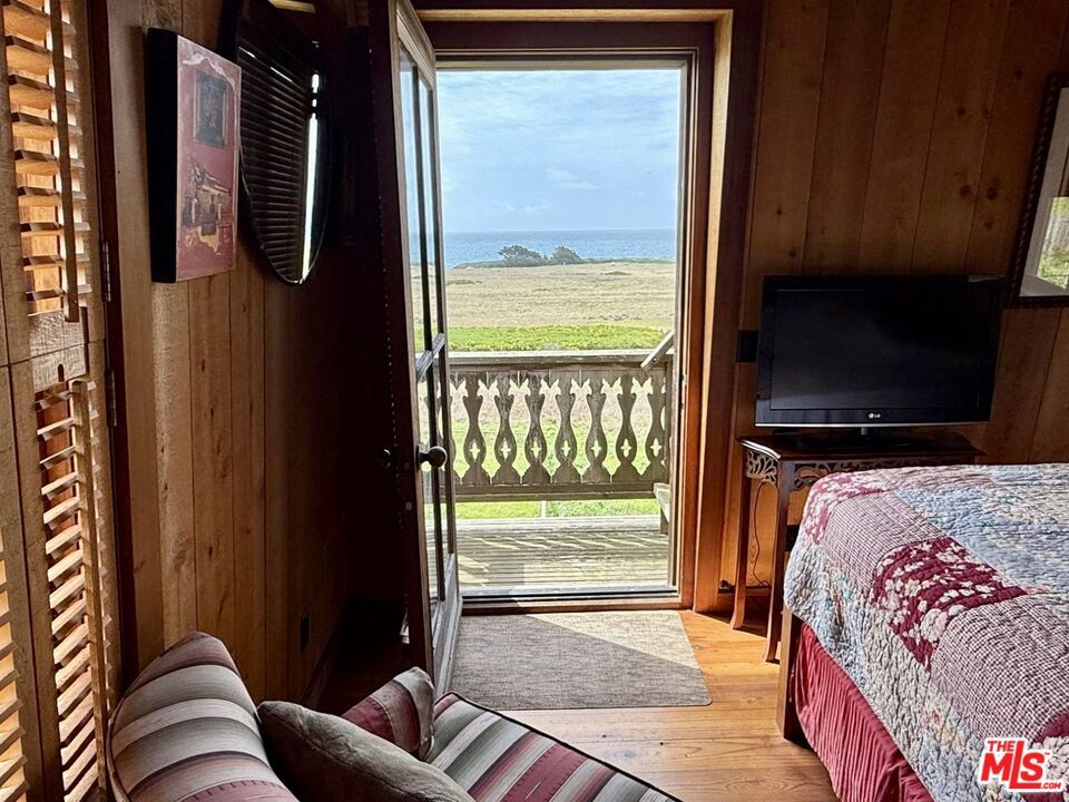 Water, Interior, Bedroom, Other
