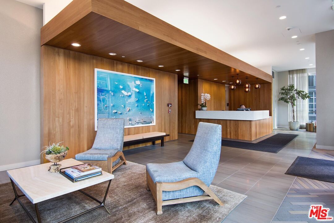 Interior, Pendant Lights, Recessed Lighting, Wooden Walls