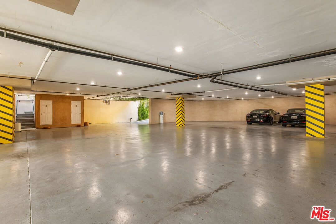 Garage, Interior, Recessed Lighting