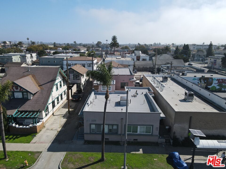 Exterior, Drone