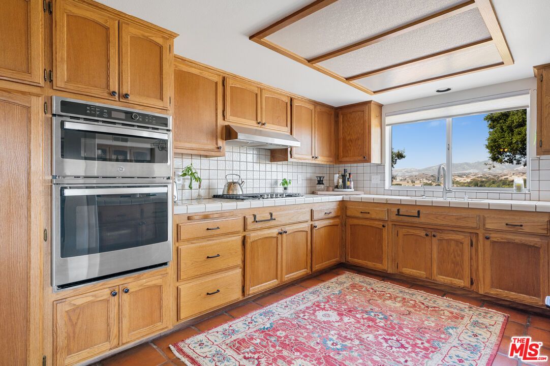 Interior, Kitchen, Tile Countertops