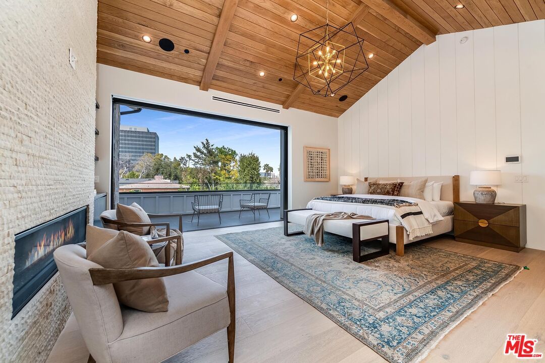 Bedroom, Fireplace, Interior, Pendant Lights, Recessed Lighting, Wooden Ceilings, Wood Texture Flooring