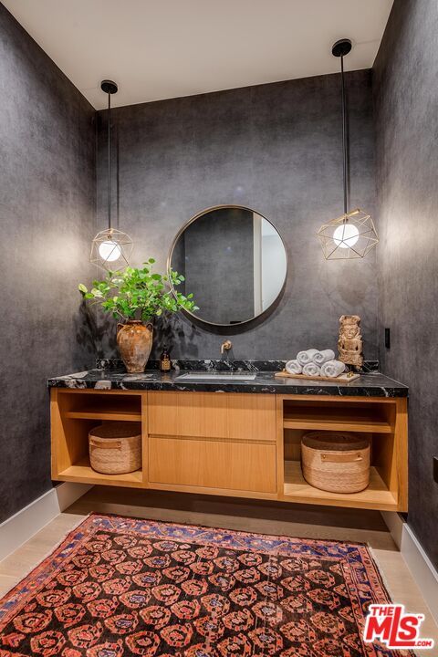 Bathroom, Dual Sink Vanities, Interior, Pendant Lights