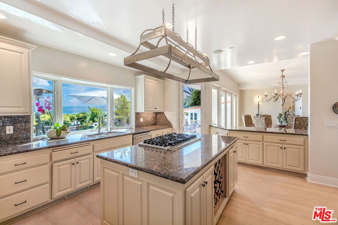 Chandelier, Interior, Kitchen, Recessed Lighting, Wood Texture Flooring