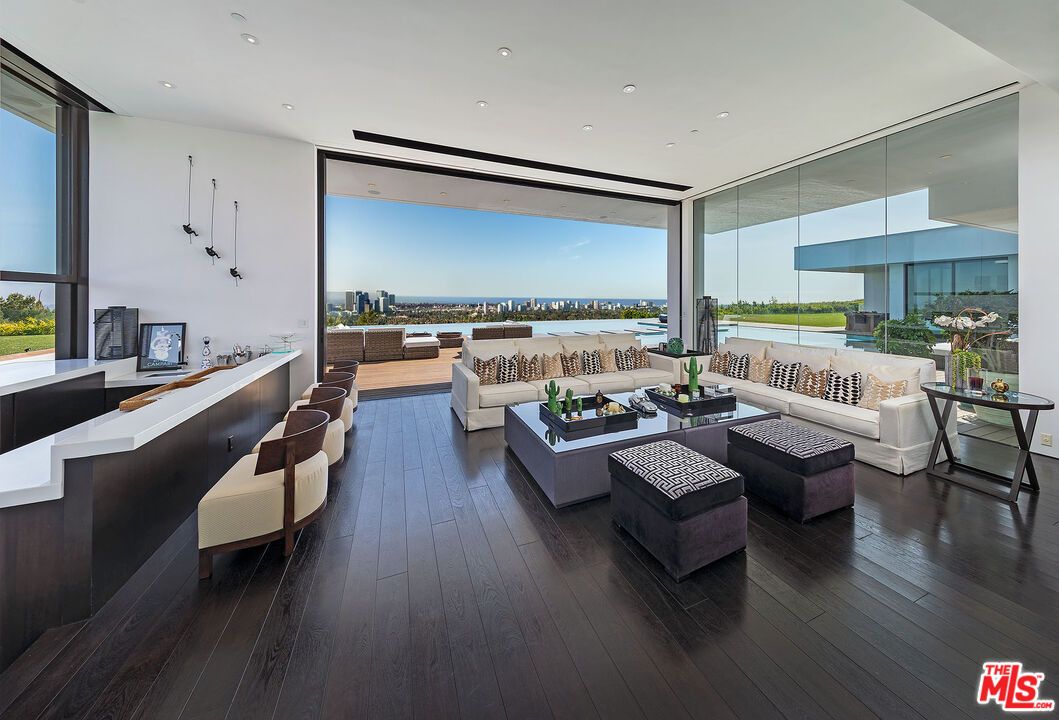 Interior, Living room, Recessed Lighting, Water, Wood Texture Flooring
