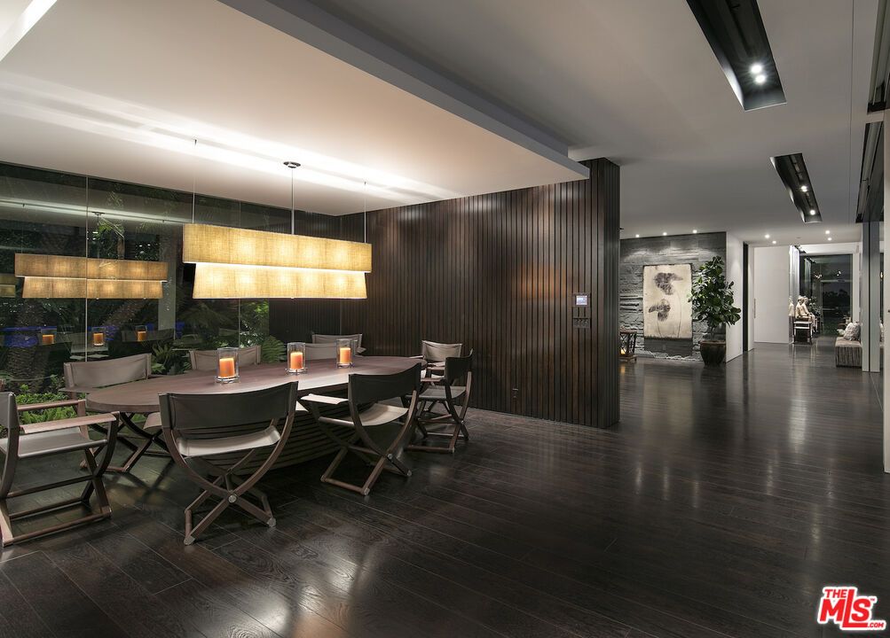 Dining room, Interior, Pendant Lights, Recessed Lighting, Wood Texture Flooring