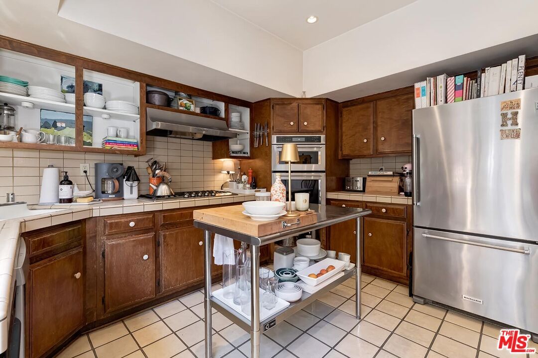 Interior, Kitchen, Recessed Lighting, Tile Countertops