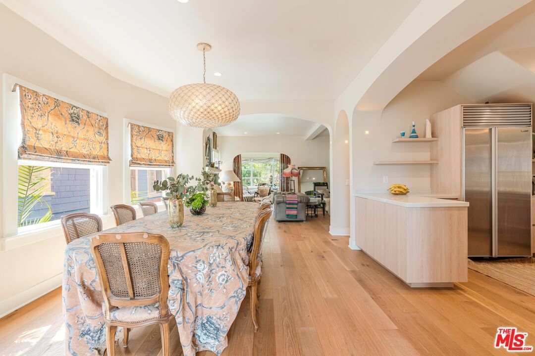 Dining room, Interior, Kitchen, Living room, Pendant Lights, Recessed Lighting, Stainless Steel Appliances, Wood Texture Flooring