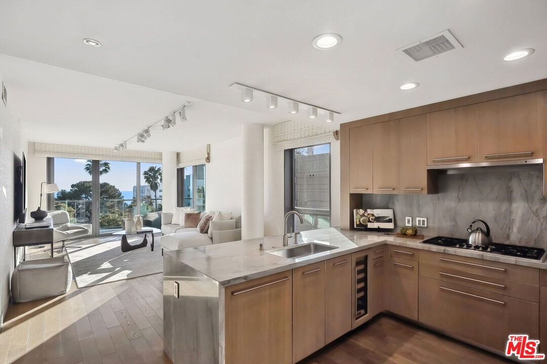 Interior, Kitchen, Living room, Recessed Lighting, Wood Texture Flooring