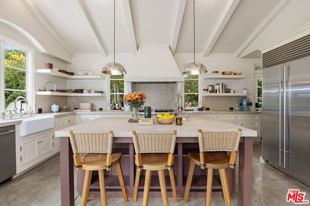 Interior, Kitchen, Pendant Lights, Stainless Steel Appliances