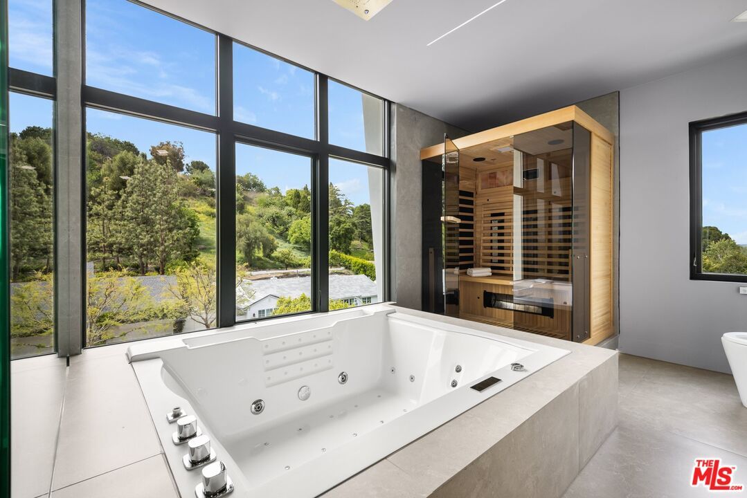 Bathroom, Interior, Wine Storage