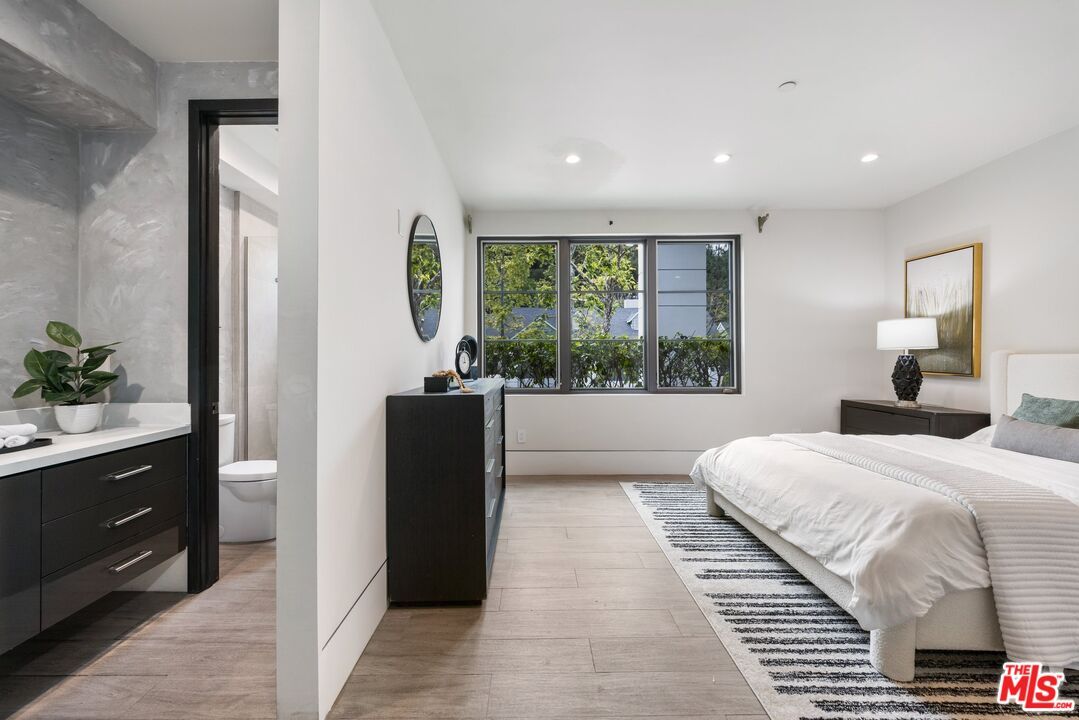 Bathroom, Bedroom, Interior, Recessed Lighting, Wood Texture Flooring