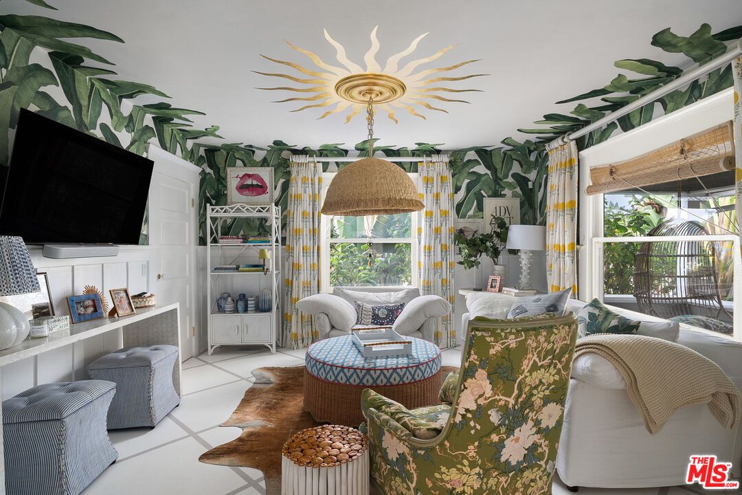 Interior, Living room