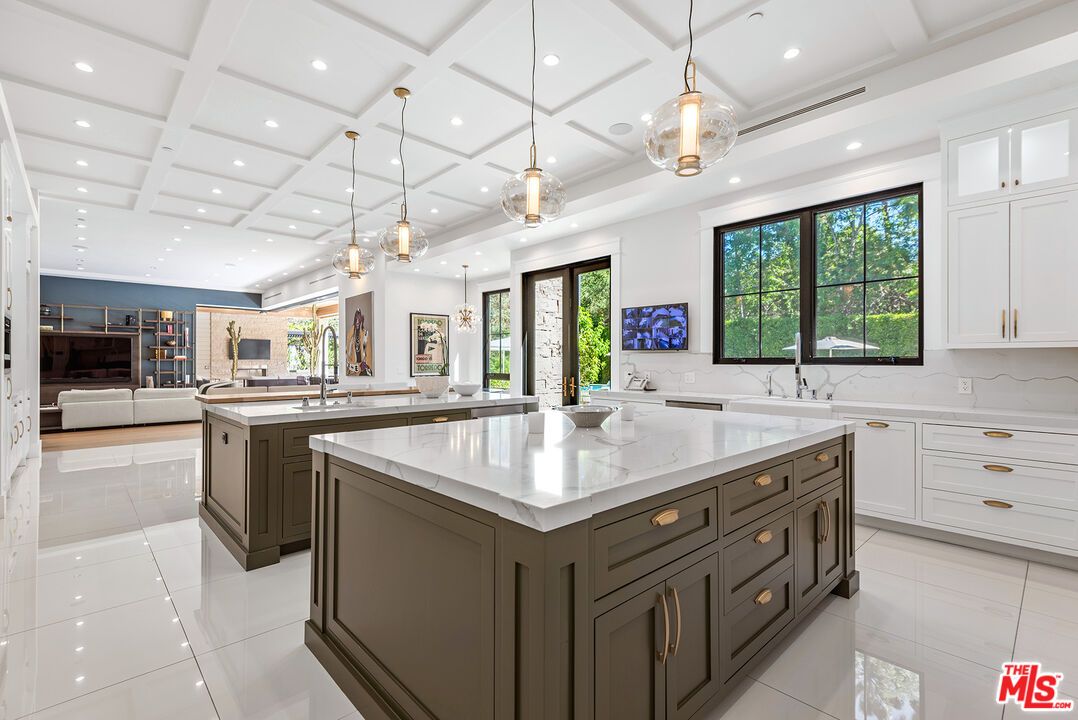 Interior, Kitchen, Living room, Pendant Lights, Recessed Lighting
