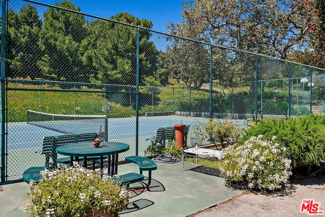 Exterior, Tennis Courts