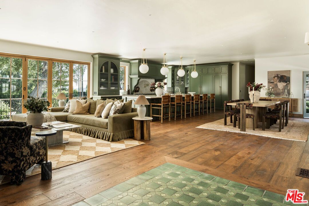 Dining room, Interior, Kitchen, Living room, Pendant Lights, Wood Texture Flooring