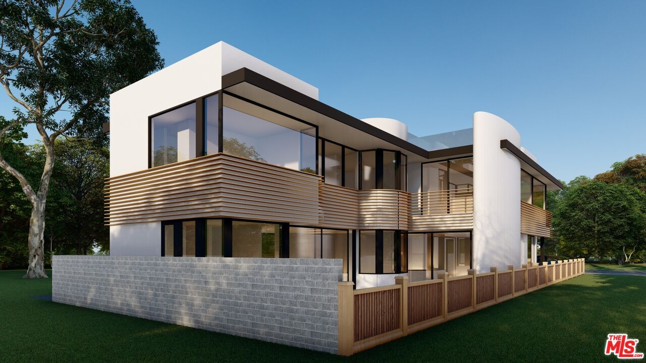 Backyard, Exterior, Facade, Modern