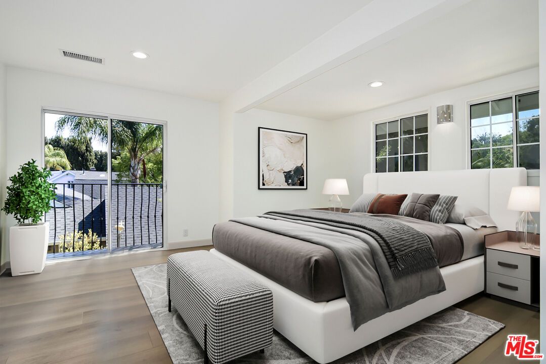 Bedroom, Fireplace, Interior, Recessed Lighting, Wood Texture Flooring