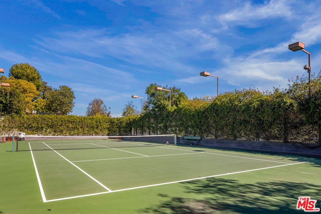 Exterior, Tennis Courts