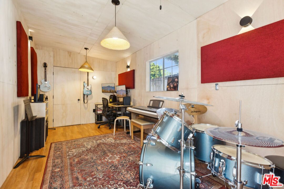 Home Office, Interior, Pendant Lights, Wood Texture Flooring