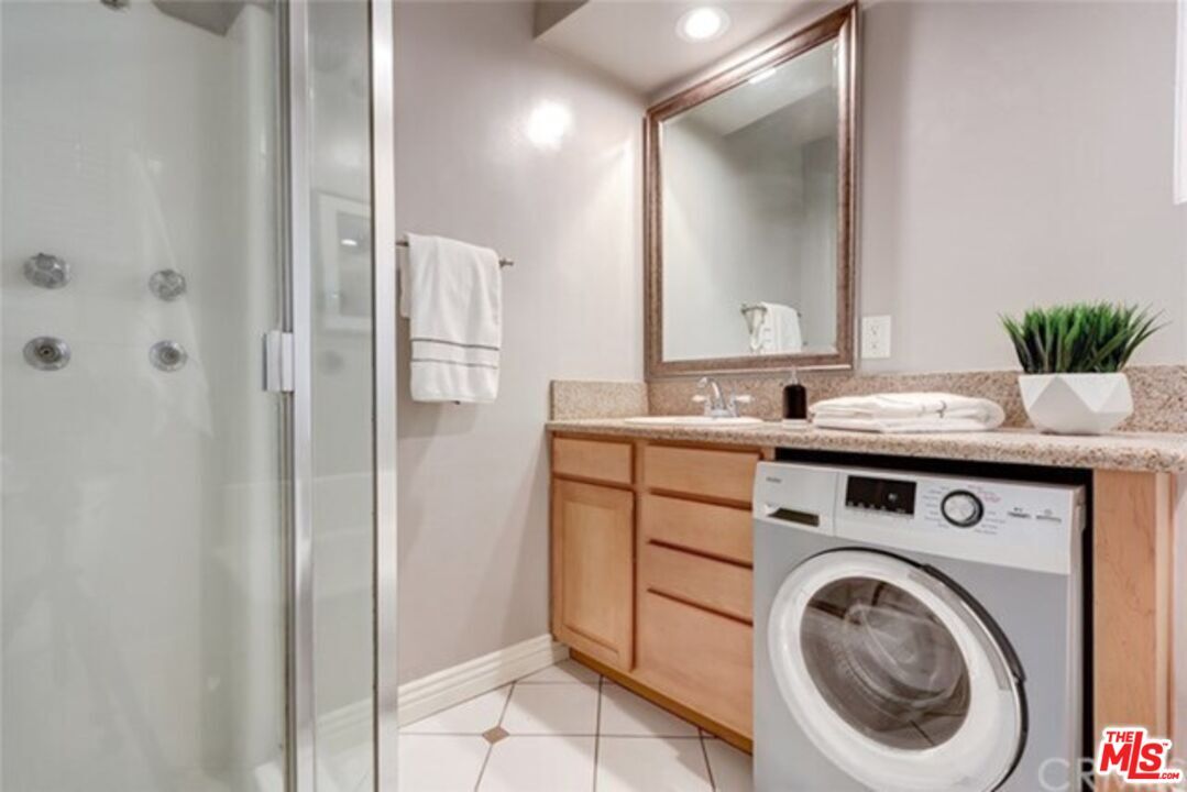 Bathroom, Glass Shower, Interior, Recessed Lighting, Washer