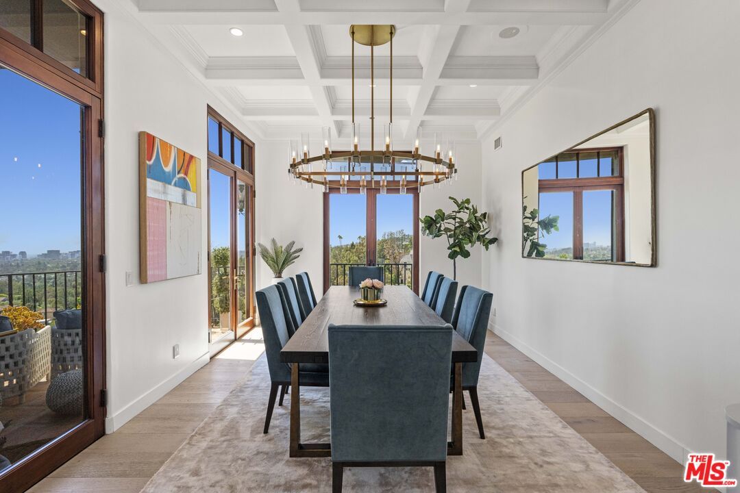 Chandelier, Dining room, Interior, Pendant Lights, Recessed Lighting, Wood Texture Flooring