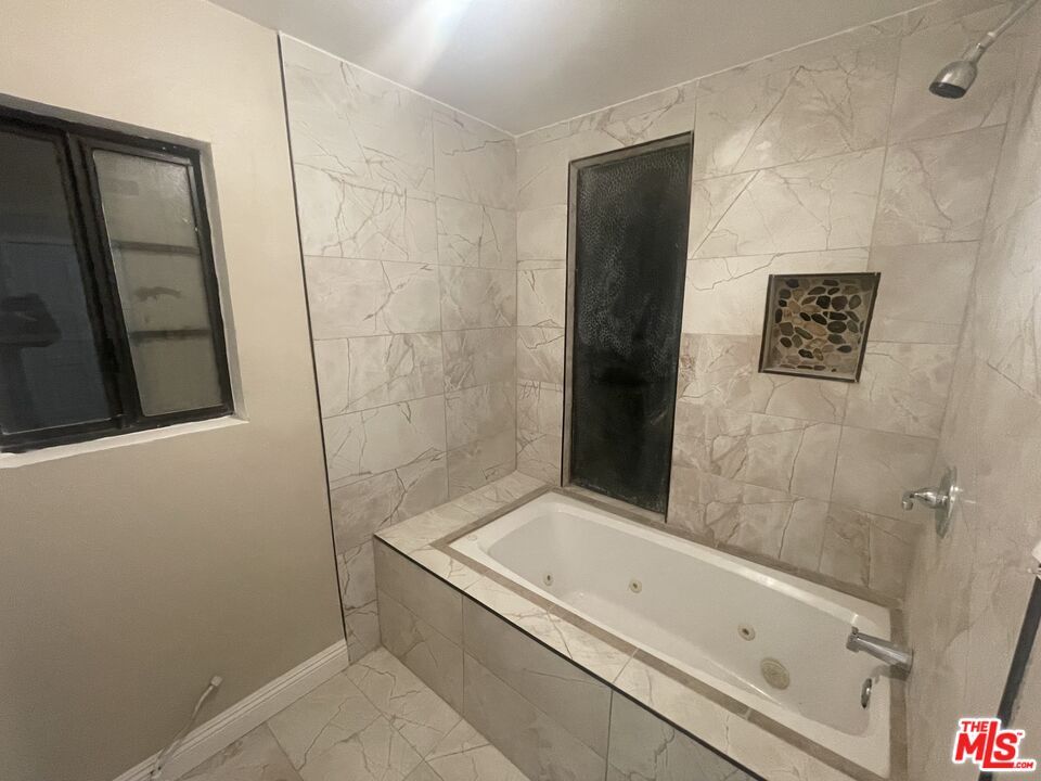Bathroom, Interior, Marble, Marble Walls