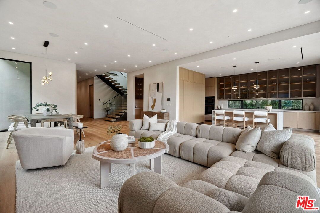 Dining room, Interior, Kitchen, Living room, Pendant Lights, Recessed Lighting, Wood Texture Flooring