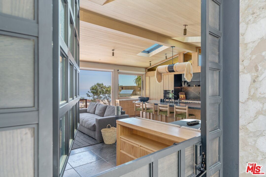 Interior, Pendant Lights, Wooden Ceilings