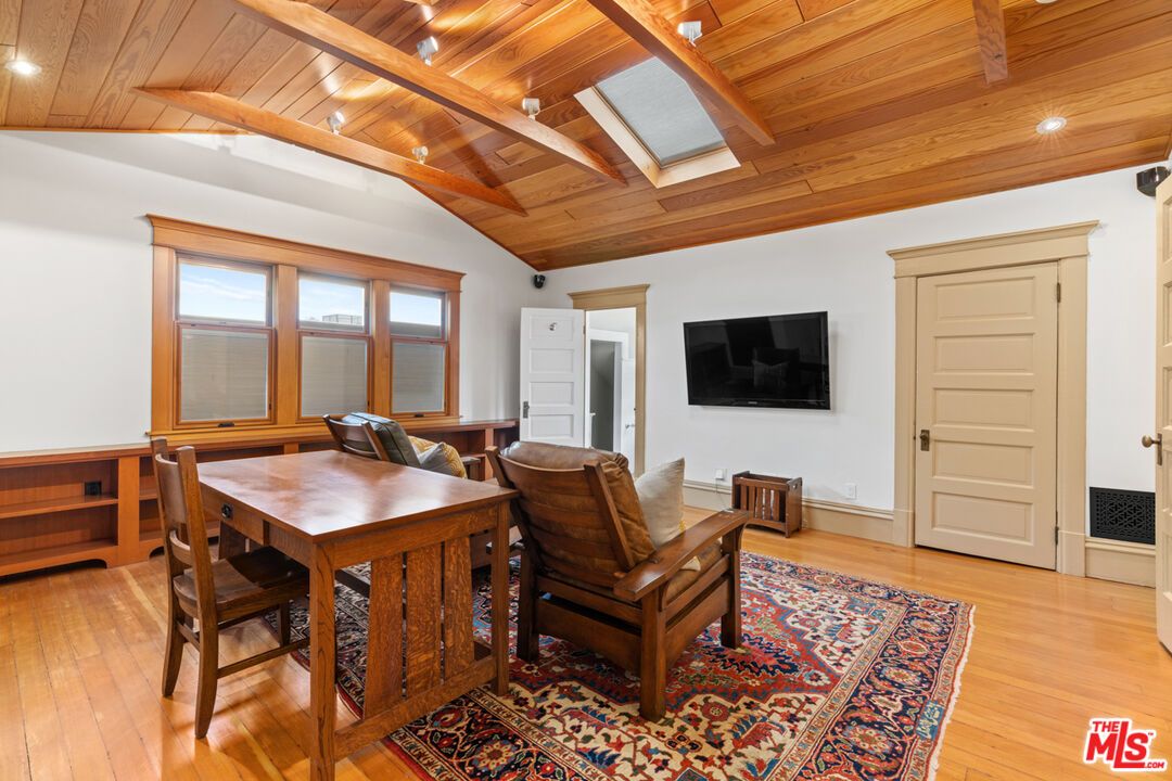 Dining room, Interior, Recessed Lighting, Wooden Beams, Wooden Ceilings, Wood Texture Flooring
