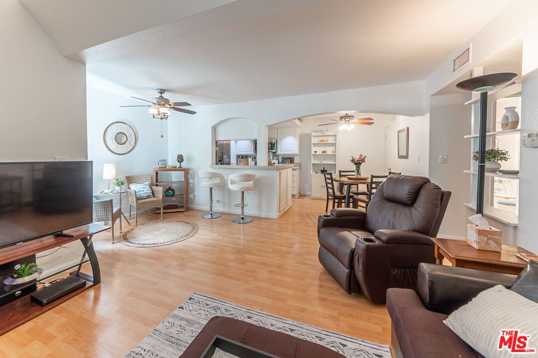 Dining room, Interior, Living room, Wood Texture Flooring