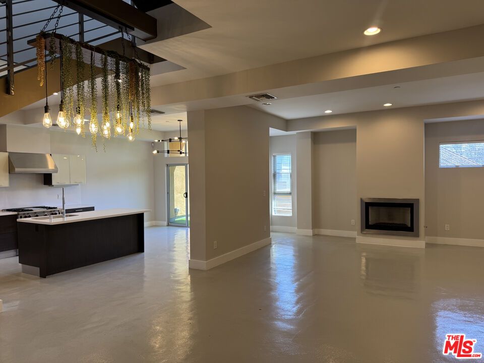 Empty room, Fireplace, Interior, Kitchen, Pendant Lights, Recessed Lighting