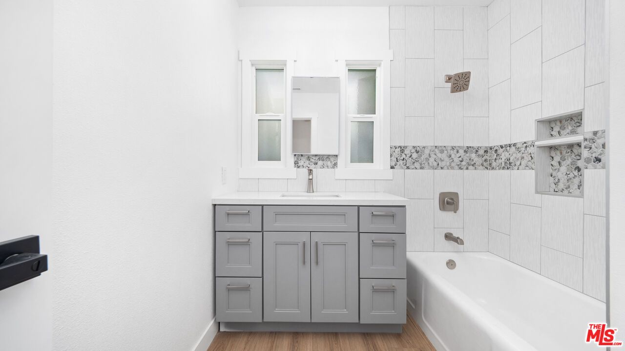 Bathroom, Interior, Wood Texture Flooring
