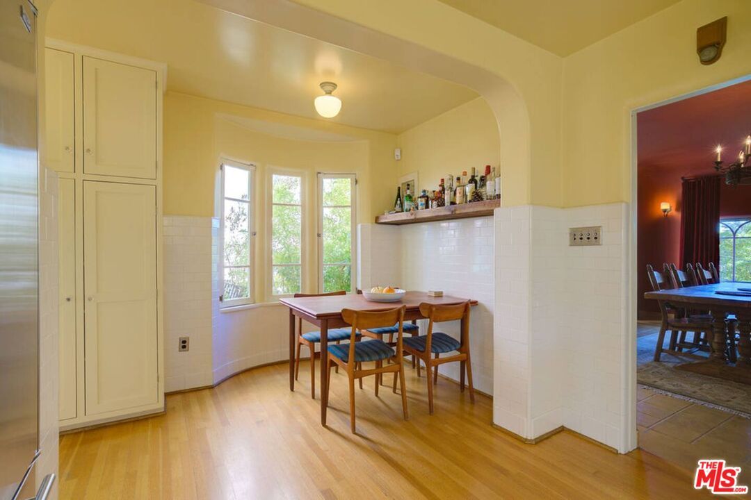 Dining room, Interior, Wood Texture Flooring
