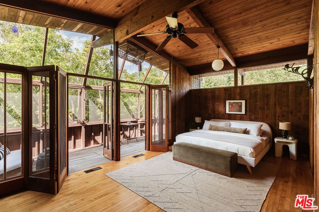 Bedroom, Interior, Sun Room, Wooden Beams, Wooden Ceilings, Wood Texture Flooring, Wooden Walls