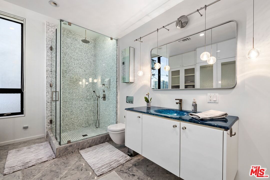 Bathroom, Glass Shower, Interior, Pendant Lights, Recessed Lighting