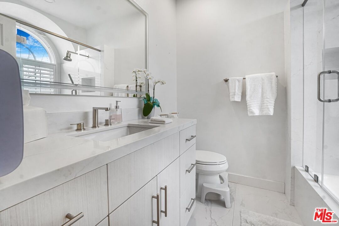 Bathroom, Glass Shower, Interior, Marble