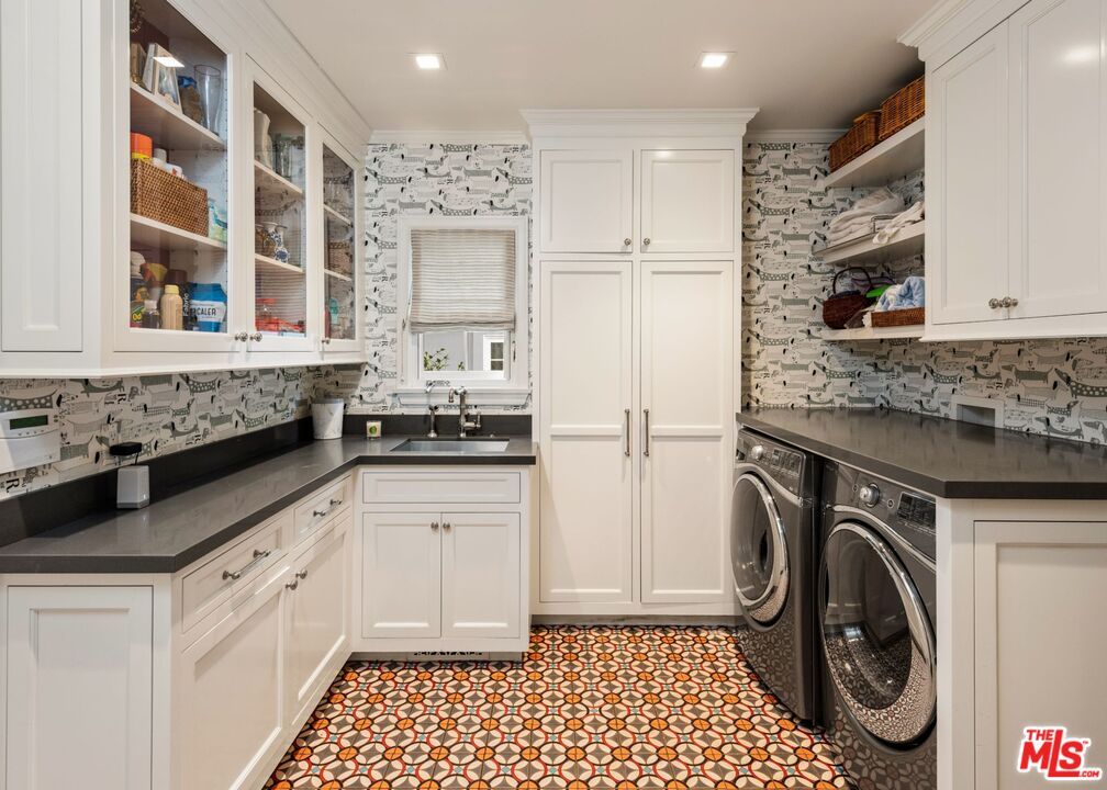 Interior, Recessed Lighting, Washer