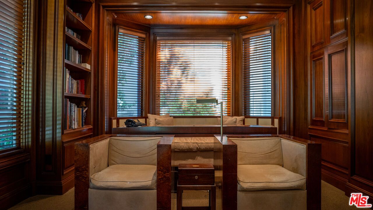 Home Office, Interior, Recessed Lighting, Wooden Walls