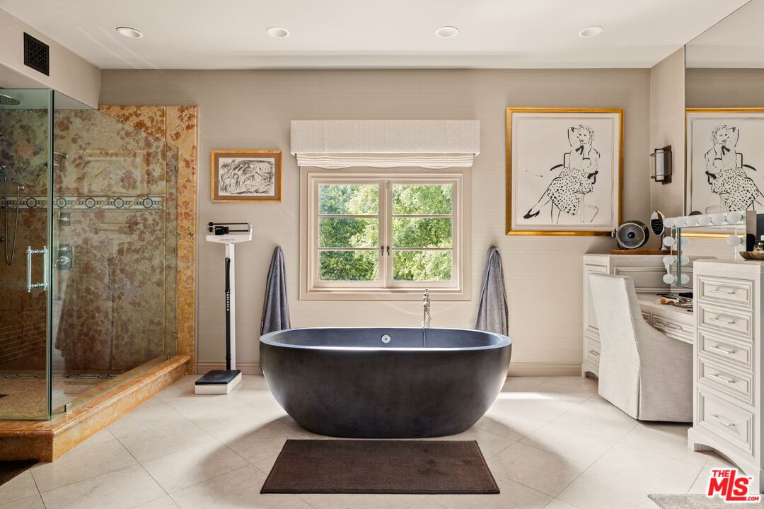 Bathroom, Free Standing Baths, Glass Shower, Interior, Recessed Lighting