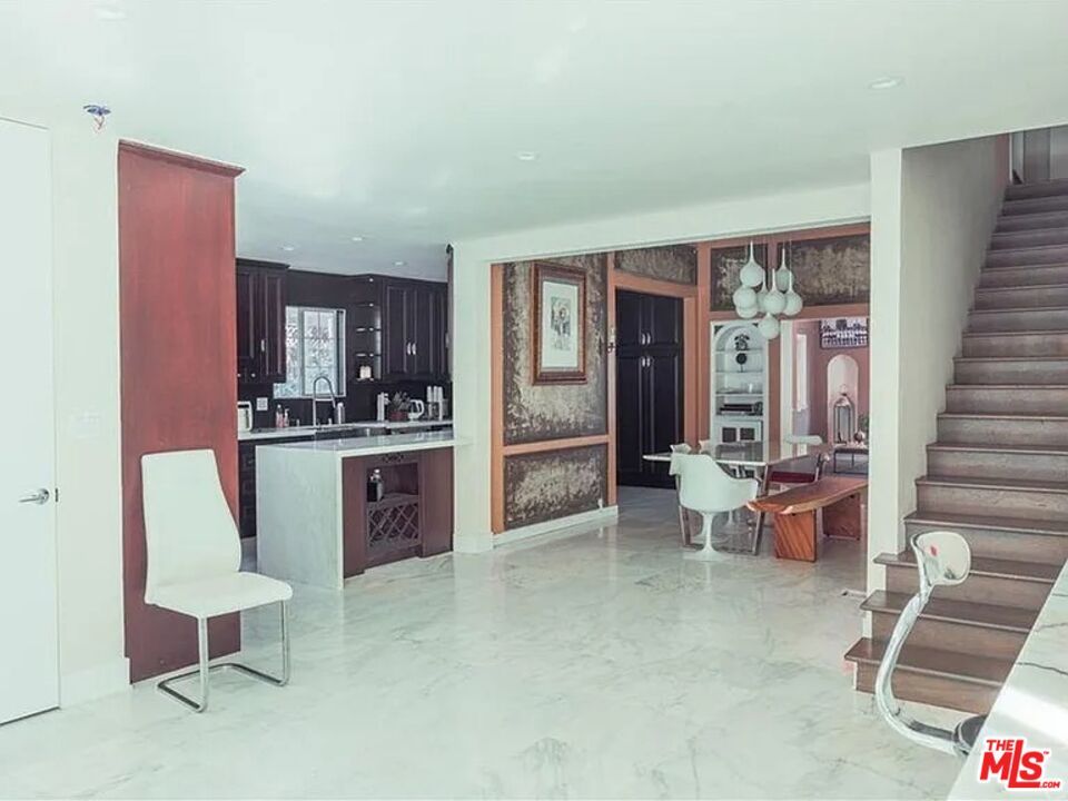 Chandelier, Fireplace, Interior, Kitchen, Marble, Pendant Lights, Recessed Lighting