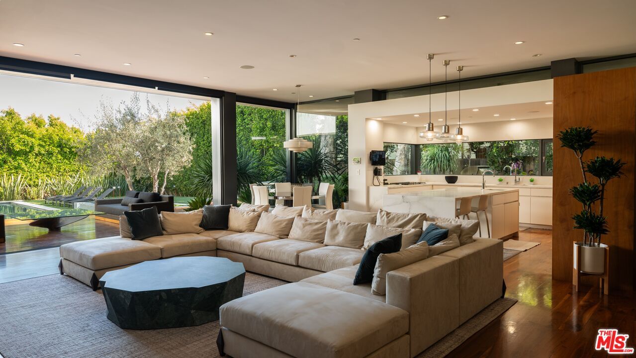Dining room, Interior, Kitchen, Living room, Pendant Lights, Recessed Lighting, Wood Texture Flooring
