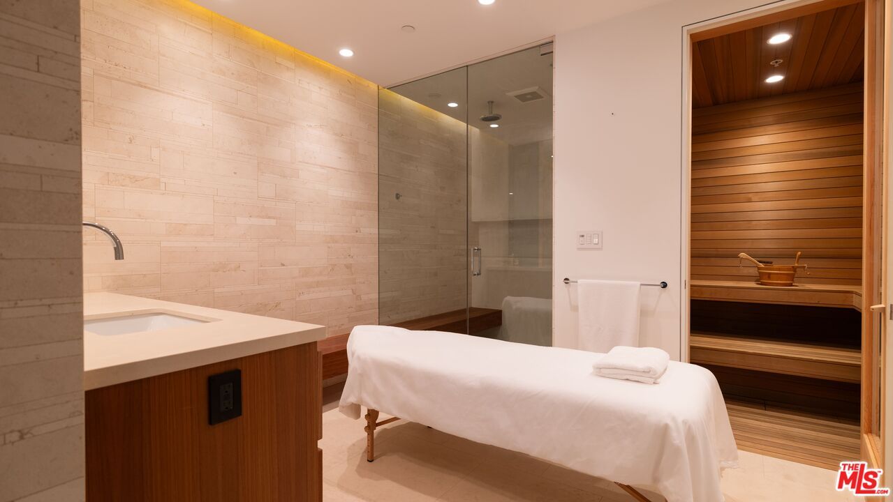 Interior, Recessed Lighting, Sauna Room